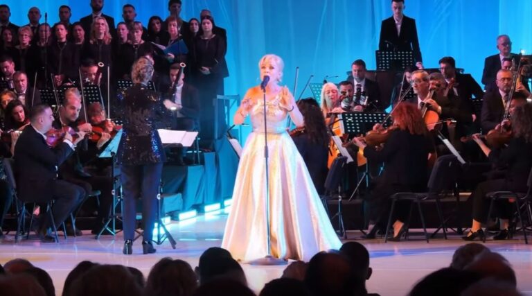 Koncerti “VOYAGE” ndez Teatrin “Migjeni”, Benet Beci: “Një mbrëmje që Shkodra do ta mbajë mend gjatë”