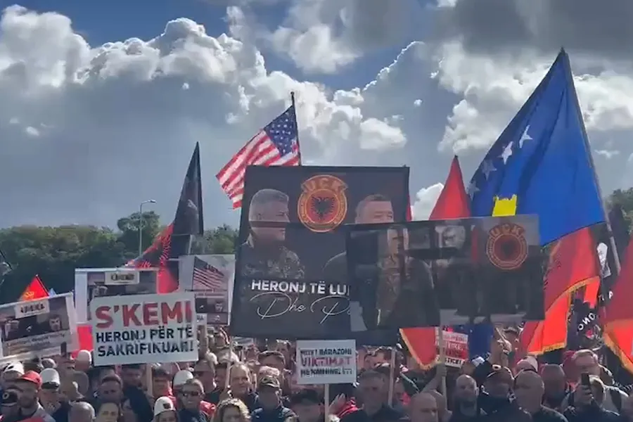 Protestohet sot në Strasburg kundër padrejtësisë ndaj ish krerëve të UÇK së