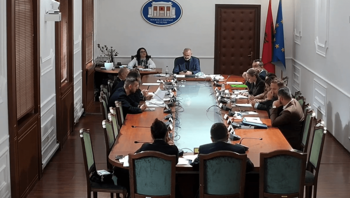 VIDEO  Manja i kthehet deputetes së PS së  Zegjine ka një hierarki grupi