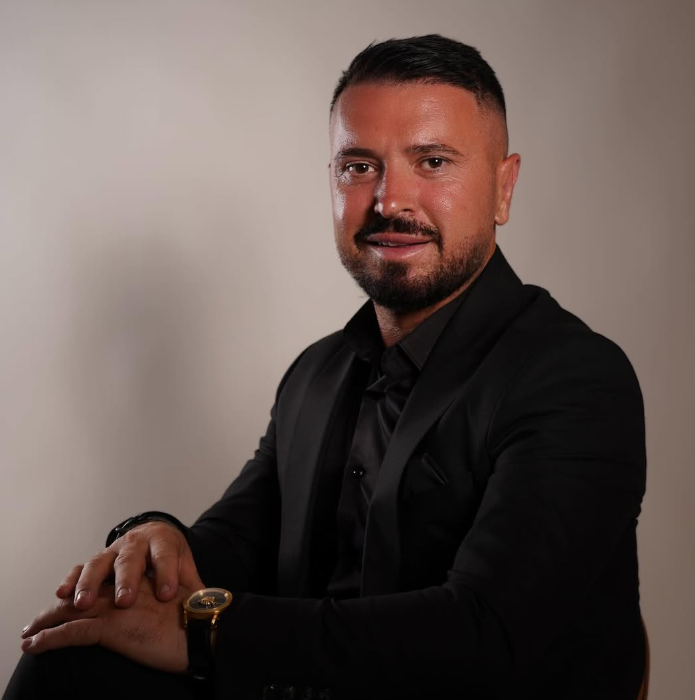 Më në fund Labi e pranon në BBVK4  I kam bërë buzët botox