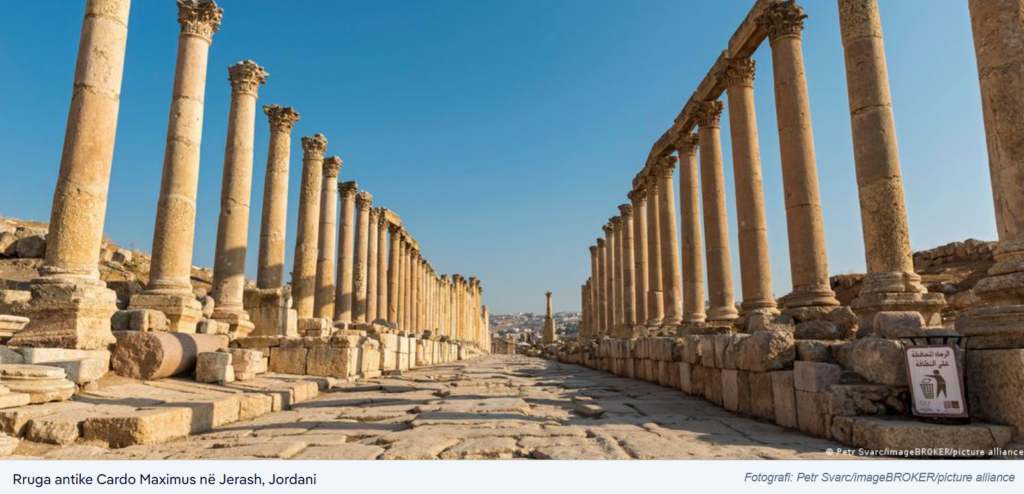 Harta digjitale rikthen në jetë rrugët e lashta romake: “Të gjitha rrugët të çojnë në Romë!”