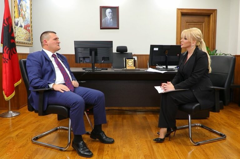 Balluku e pandehur, Dumani rrëzon akuzat nga Berisha: Se kam kër*ënuar prokurorin Prençi, ka mbështetjen time