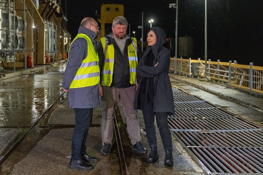 Reshjet intensive  Balluku në HEC Koman  Kemi marrë masa  Nuk parashikohet hapja e portave