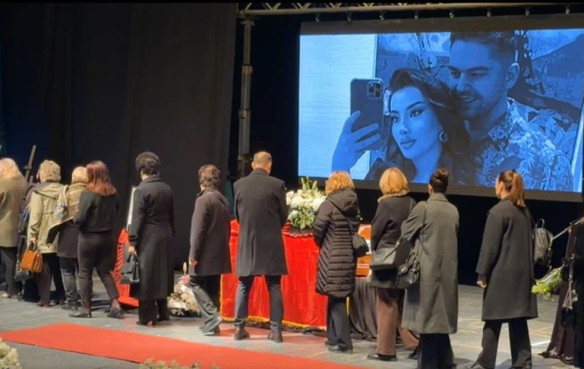 Tetovë   Blero  Adelina Tahiri  Big Mama  Dafina Zeqiri  etj  sot në ceremoninë e lamtumirës së Shpat Kasapit