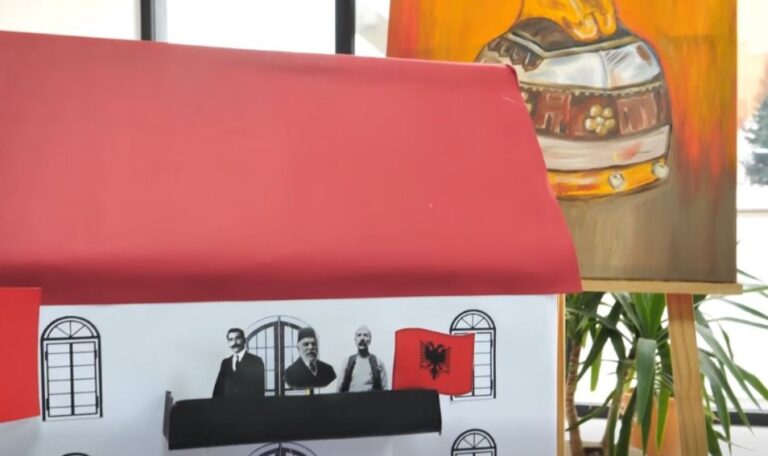 Kryeministri publikon videon e urimit të fëmijëve në prag të festave të nëntorit