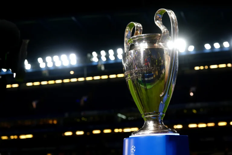 Champions/ Ajaxi mundet nga Benfica, Union SG befason Galatasaray-n