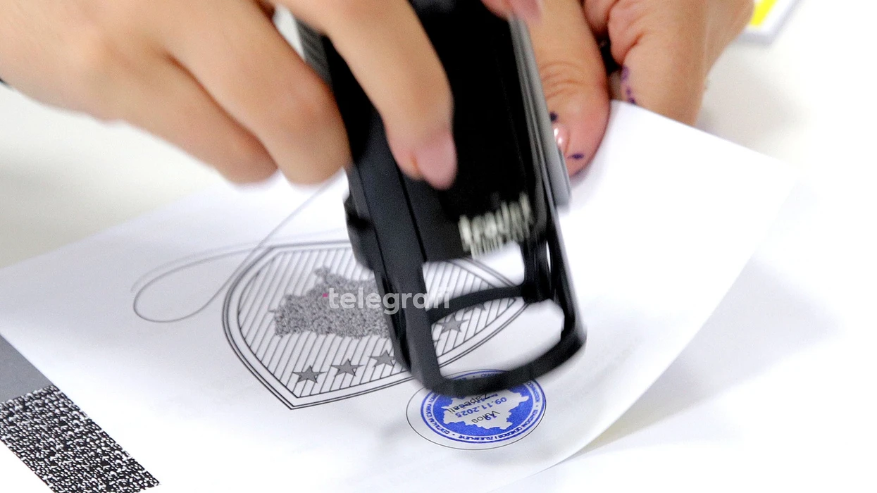 Kosovë 12 parti dhe 2 koalicione të regjistruara deri më tani në KQZ  afati përfundon sot