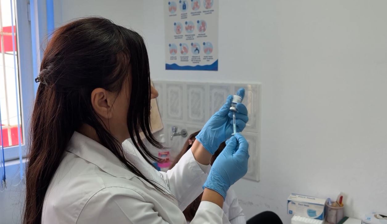 Virusi respirator sinsicial prek më së shumti foshnjat  paralajmërim për prindërit