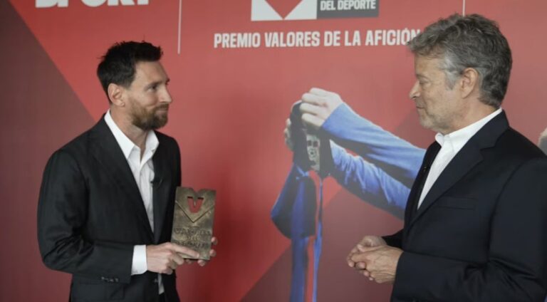 Lionel Messi shpallet “Lojtari më i dashur në historinë e Barcelonës”