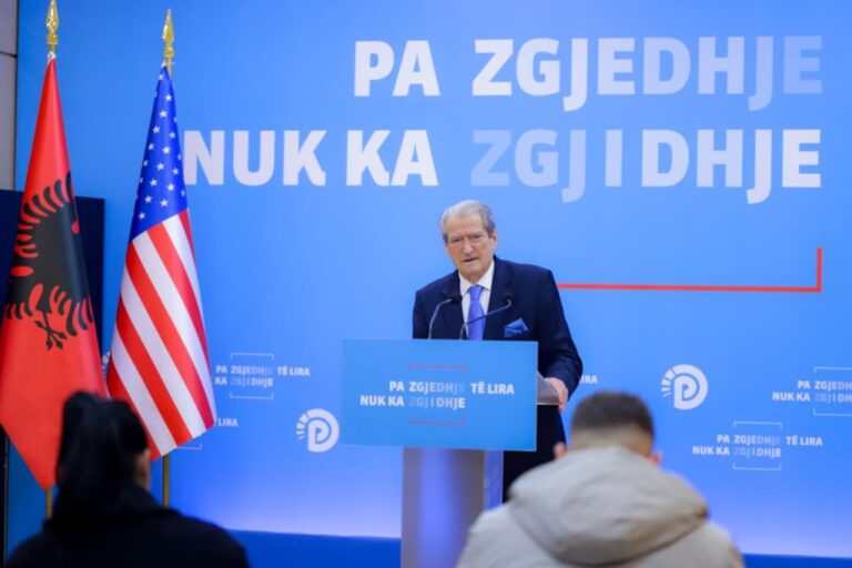 Meta kërkon të pyetet për 21 Janarin, Berisha: Audiopërgjimi i tij me Priftin u manipulua nga Rama