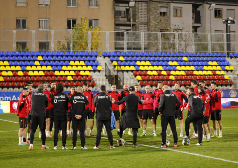 Sfida e sotme ndaj Andorrës, Sylvinho dërgon në tribunë dy lojtarë