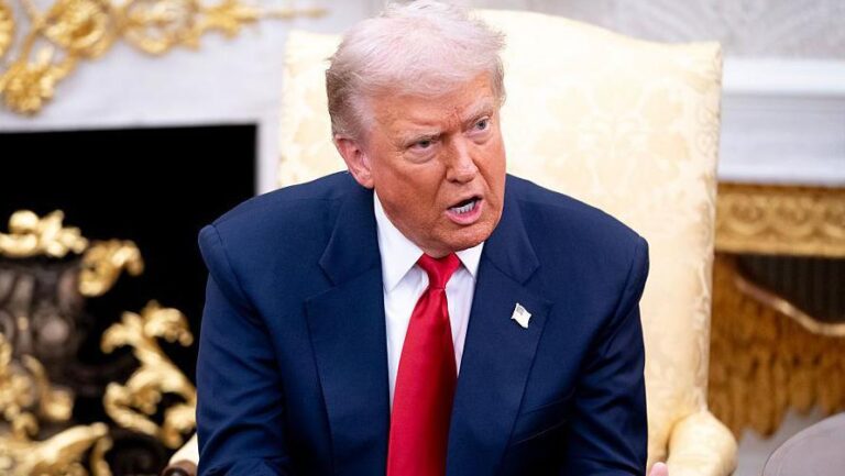 Trump ashpërson gjuhën, flet për tarifa ndaj vendeve që kundërshtojnë marrjen e Groenlandës nga Amerika