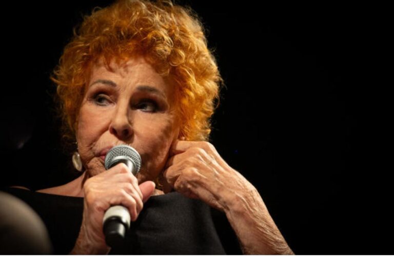 Muzika italiane në zi, ndahet nga jeta në moshën 91-vjeçare ikona Ornella Vanoni