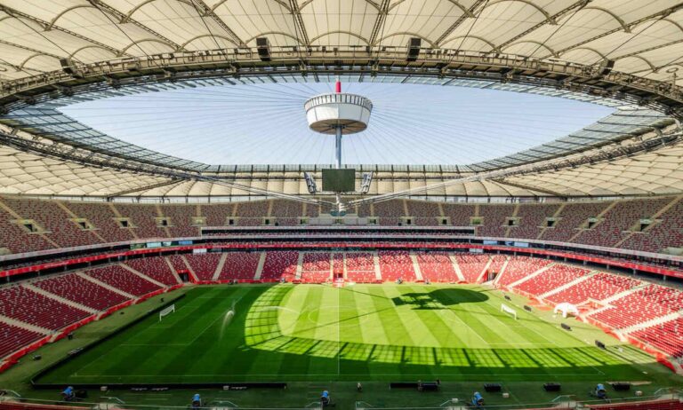 Poloni-Shqipëri luhet në Varshavë, priten 3 mijë kuqezinj në stadium