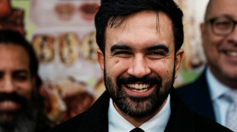 Kush është Zohran Mamdani, që vetëquhet “makthi i Trump” dhe do të drejtojë Nju Jorkun
