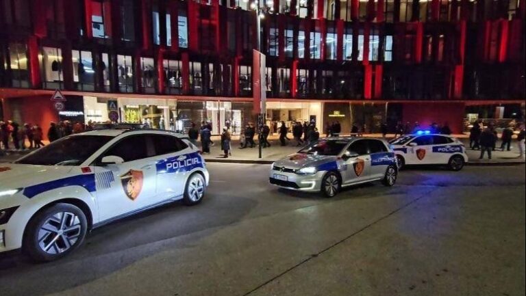 Derbi Tirana-Partizani, policia plan masash për garantimin e sigurisë, bllokohen disa akse rrugore