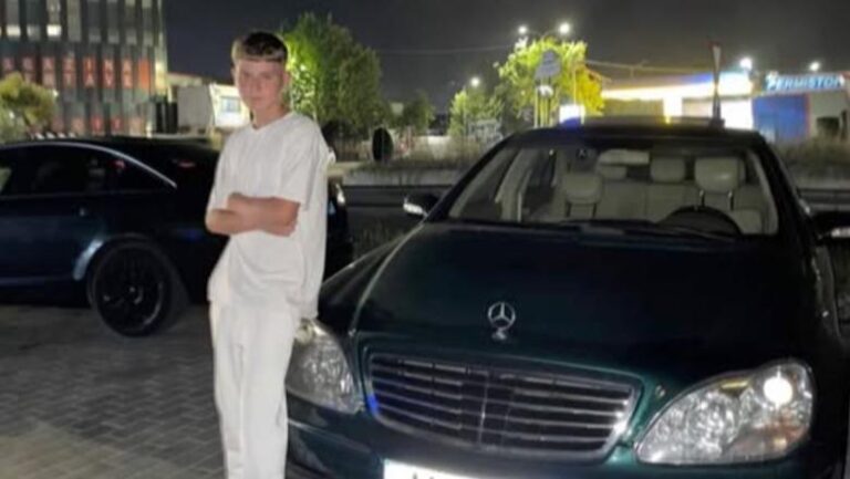 Protestë  nga shokët e 15-vjeçarit: Drejtësi dhe siguri