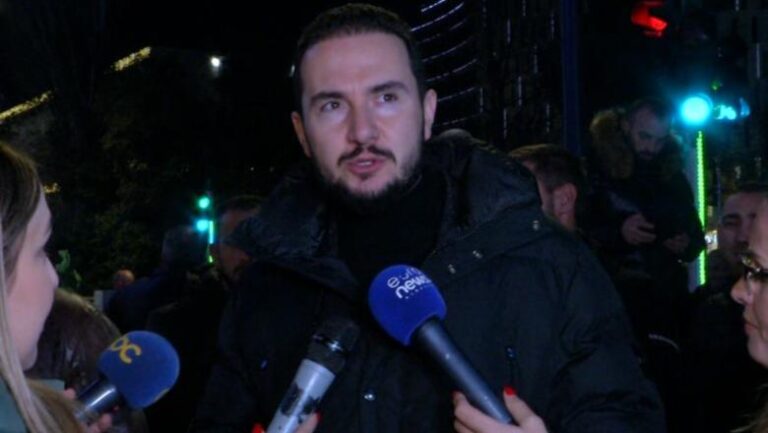 Nga protesta Salianji i përgjigjet Berishës: Jam pjesë e PD, s’më largon dot askush nga partia
