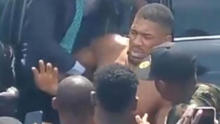 Nigeri, boksieri Anthony Joshua i shpëton vdekjes