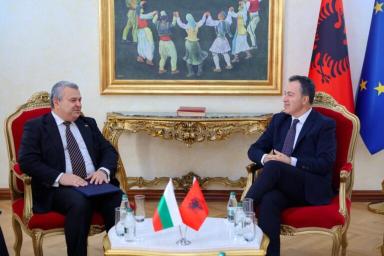 Kryeparlamentari Peleshi pret ambasadorin: Bullgaria, mbështetëse e rrugëtimit europian të Shqipërisë