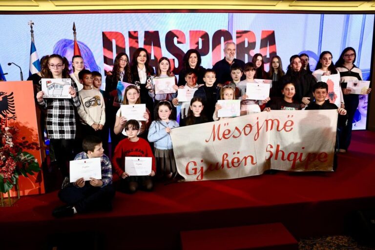 Ministrja Spiropali: Ligji i ri i hap rrugën e krijimit të qendrave kulturore për diasporën