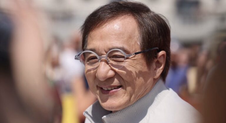 Aktori i njohur Jackie Chan do të dhurojë të gjithë pasurinë e tij për bamirësi!
