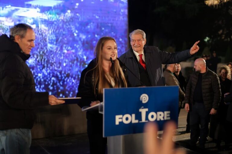 Berisha: Të përgatitemi për protesta të fuqishme për t’iu rikthyer shqiptarëve të ardhmen