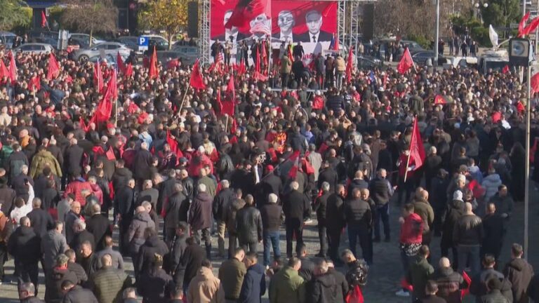 Shkupi në protestë për ish-krerët e UÇK-së: Liria ka emër
