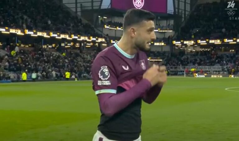 Broja titullar, Burnley barazon ndaj ish-skuadrës së sulmuesit kuqezi