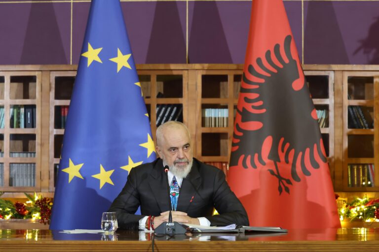 Qeveria do të prekë ligjet e drejtësisë! Rama: S’mund të jem kryeministër i një vendi me më shumë të paraburgosur