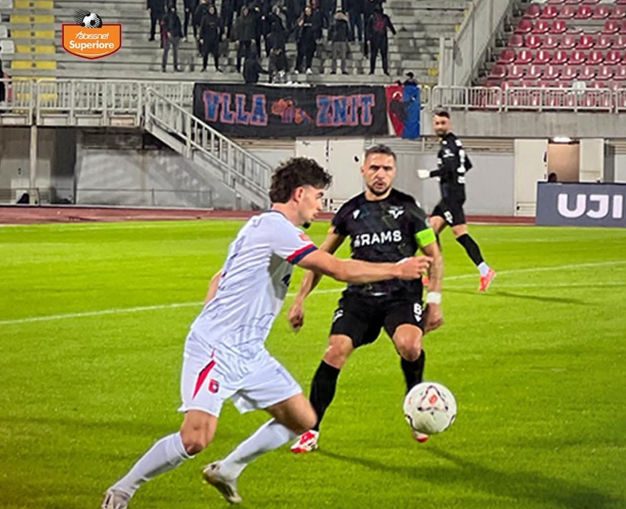 Superiore  Flamurtari mund Egnatian  Vora ndal Vllazninë