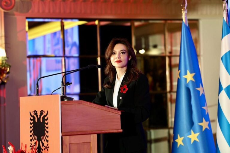 Ministrja Spiropali: Të angazhuar për arritjen e marrëveshjes për pensionet me Greqinë