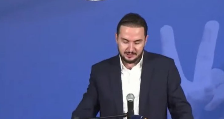 Ervin Salianji në Durrës: Ndryshimi nis nga kjo sallë, PD duhet të përgatitet