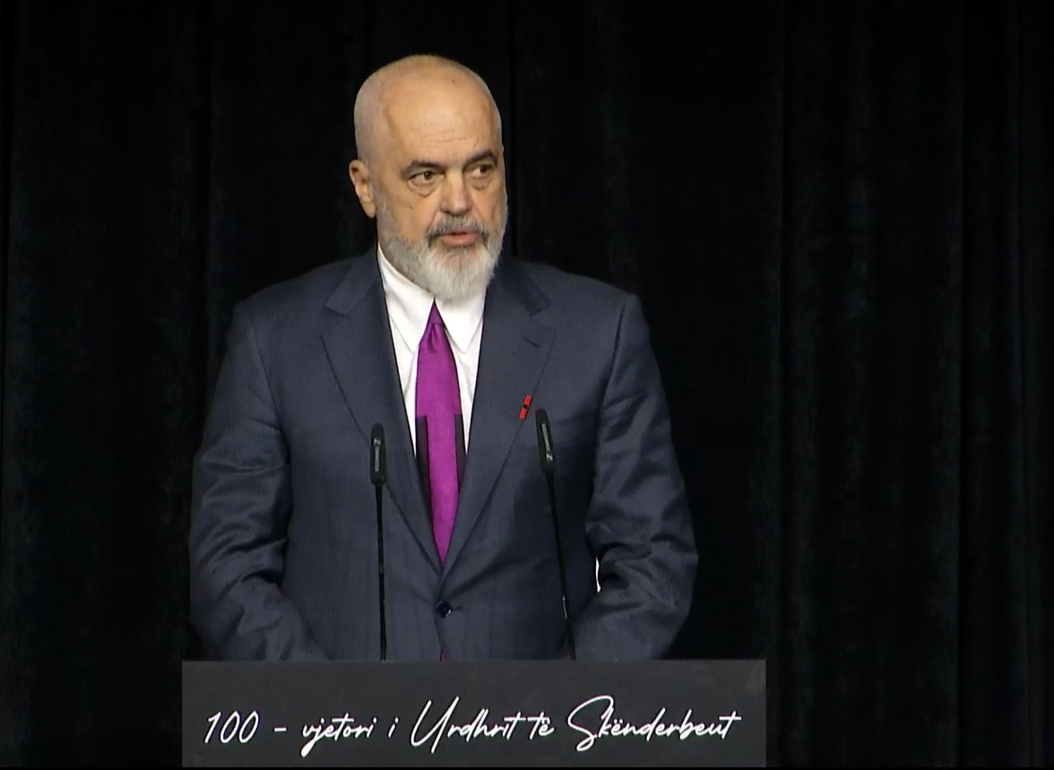 100 vjet Urdhri i Skënderbeut  Rama   Skënderbeu ishte pajtori i historisë sonë  shqiptari që hodhi farën e shtetit në tokën e lirisë dhe pagëzori i identitetit tonë kombëtar dhe europian 