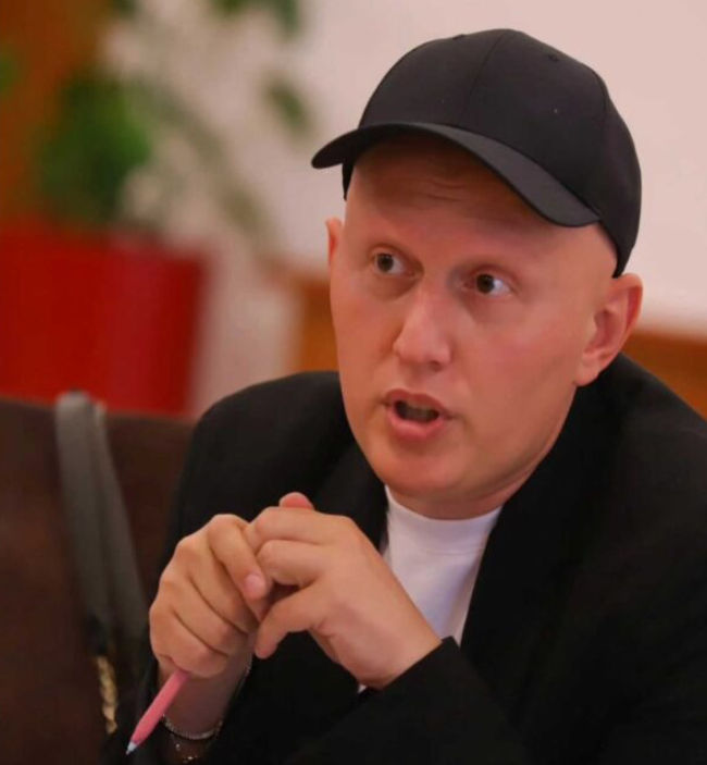 Osman Stafa Gazetari i Vitit  Zëri që ktheu denoncimin në mision për jetën