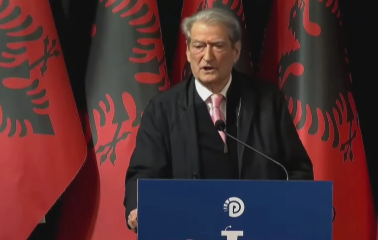 Berisha në Elbasan: Shqipëria pa opozitë ishte vendim jo veç i Ramës, por edhe i mafies ndërkombëtare