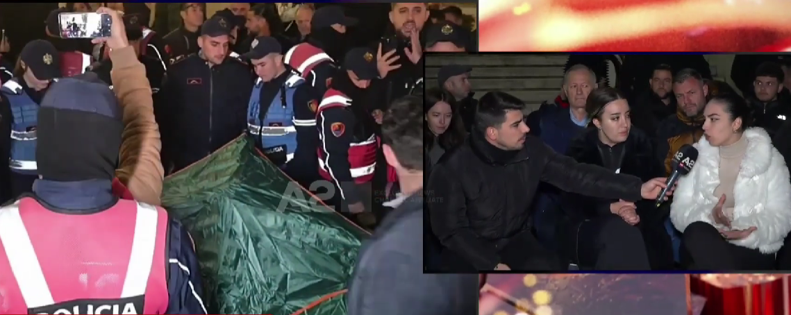 Vajzat që u përplasën me Policinë para Kryeministrisë  Frika e bën Edi Ramën të ushtrojë dhunë