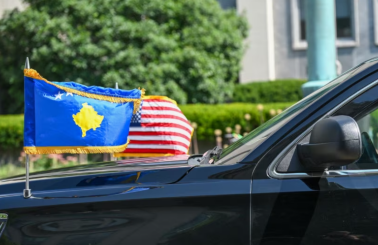 Për ish-diplomatin austriak, Wolfgang Petritsch, epoka e aleancës klasike mes Evropës dhe SHBA-së – ajo që u ndërtua pas vitit 1945 – ka marrë fund