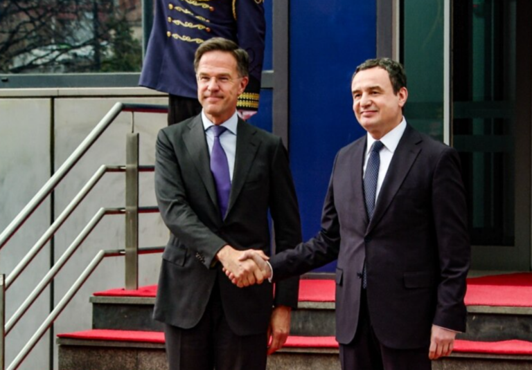 Si mund ta shfrytëzojë Kosova momentin gjeopolitik për t’u afruar me NATO-n?