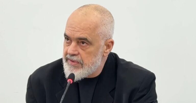 VIDEO/ Takimi i fundvitit me mjekët, Rama në spitalin e Onkologjikut: Të vlerësohet sakrifica