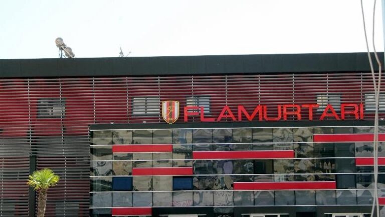 U dënua me 8 ndeshje pa tifozë, drejtuesit e Flamurtarit bojkotojnë ndeshjen në Shkodër