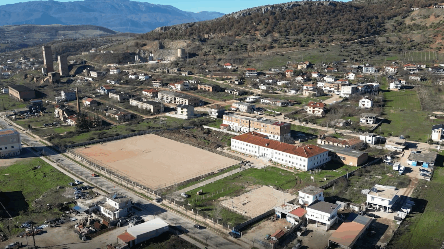 investimi-i-fshf-ne-perrenjas-vijojne-punimet-per-ndertimin-e-dy-fushave-te-reja