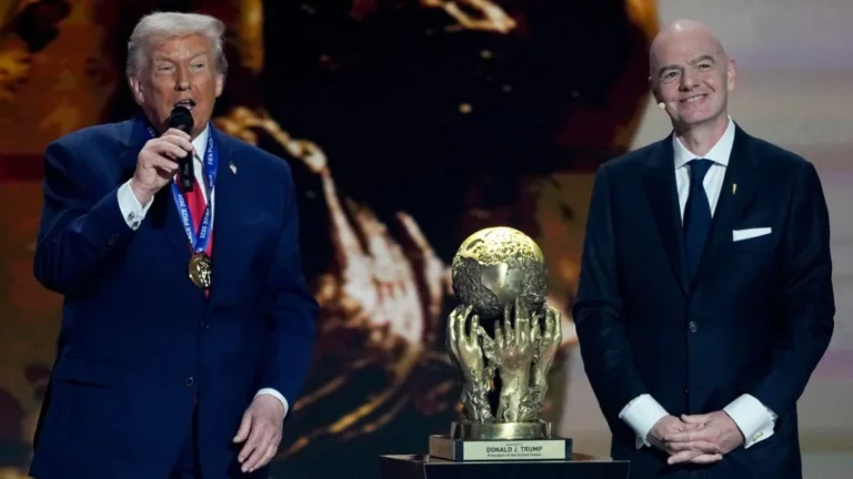 Infantino përfundon nën hetim pasi i dha “Çmimin për Paqen” presidentit Trump