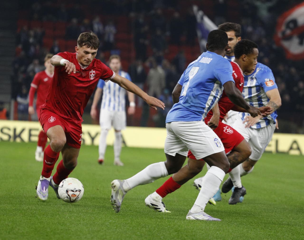 Partizani fiton me lehtësi derbin ndaj Tiranës  bardheblutë zhyten në fundin e tabelës