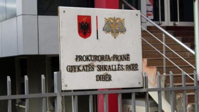 Tension te Prokuroria e Dibrës, prokurori Urim Kalia padi ndaj kryeprokurorit Abaz Muça. SPAK-u gati!