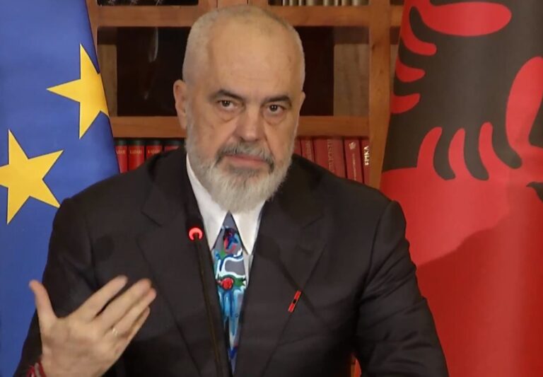 Rama pas reagimeve në Greqi: Të lënduarit me humorin tim…