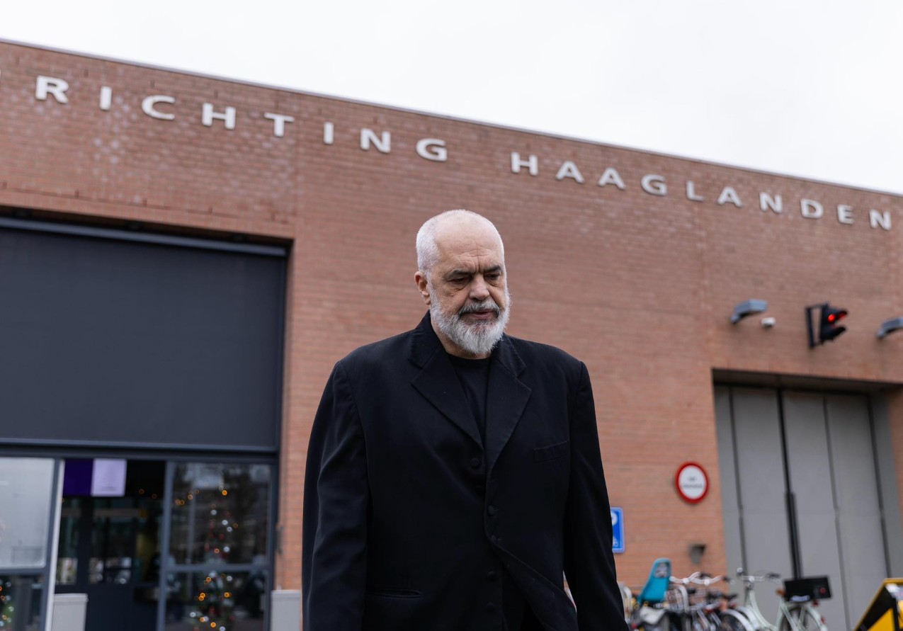 Reagon Rama pas takimit me Thaçin  E gjeta komandantin në formë edhe pse me ndalime absurde të drejtash