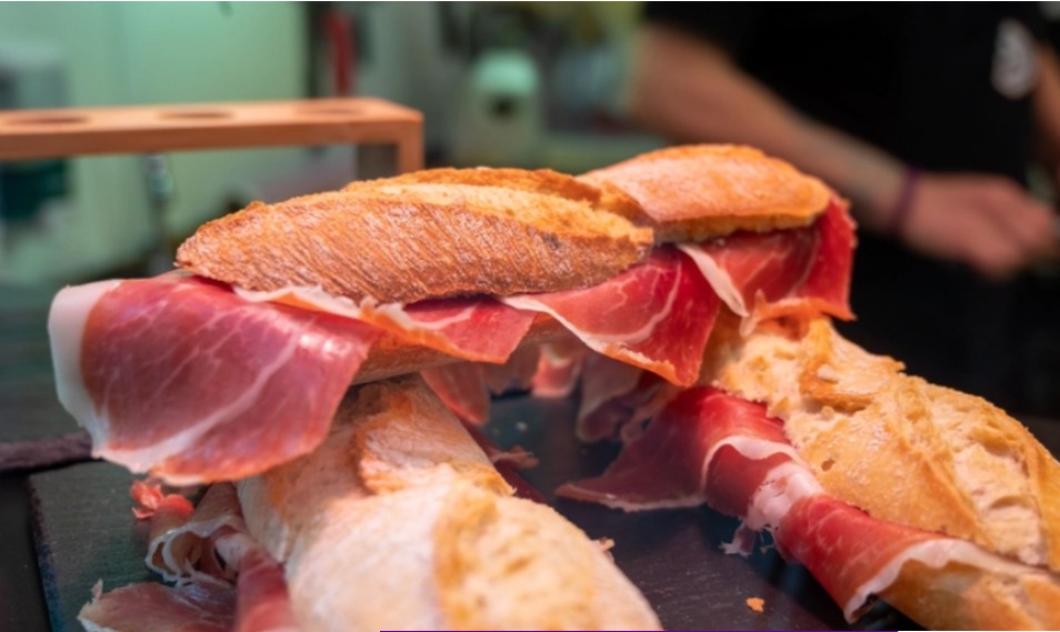 Një sanduiç mobilizon gjithë ushtrinë spanjolle