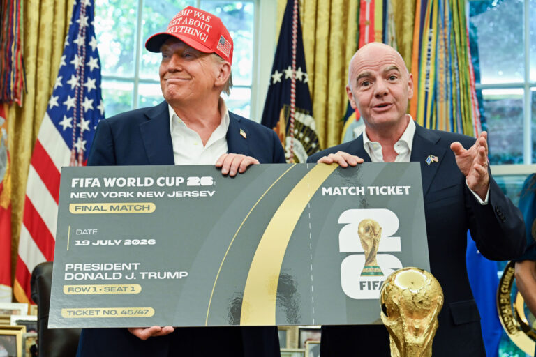 Donald Trump kufizon hyrjen në SHBA për tifozë nga disa vende, 2 prej tyre janë kualifikuar në Botëror