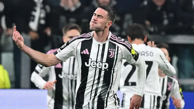 Liverpooli bën gati 20 milionë euro për Vlahovic